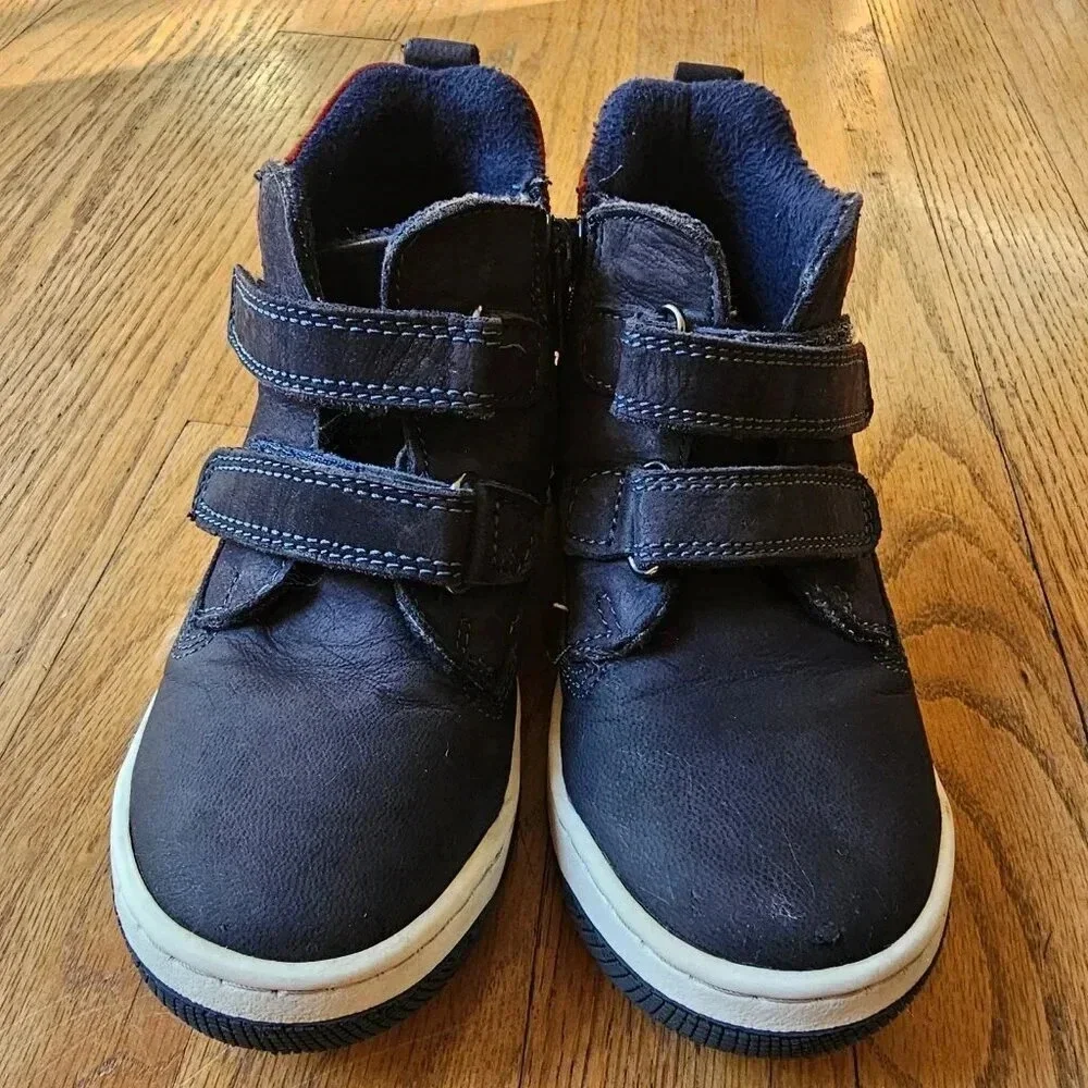 European Lasocki cozy lined leather boots boys size EU 26/ US 9/9.5